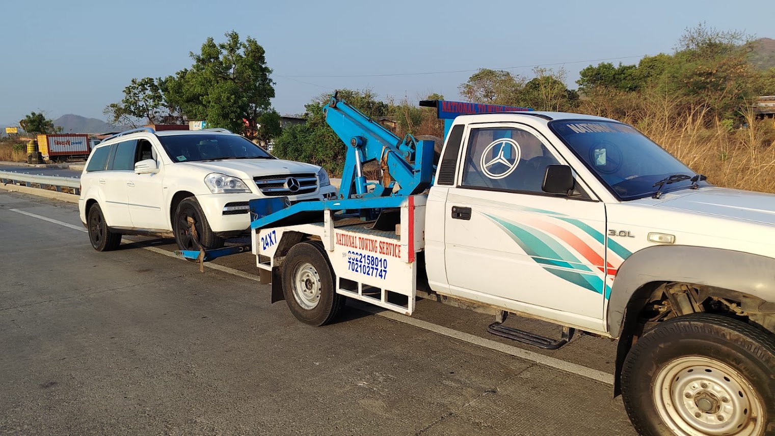 Vehicle towing equipment